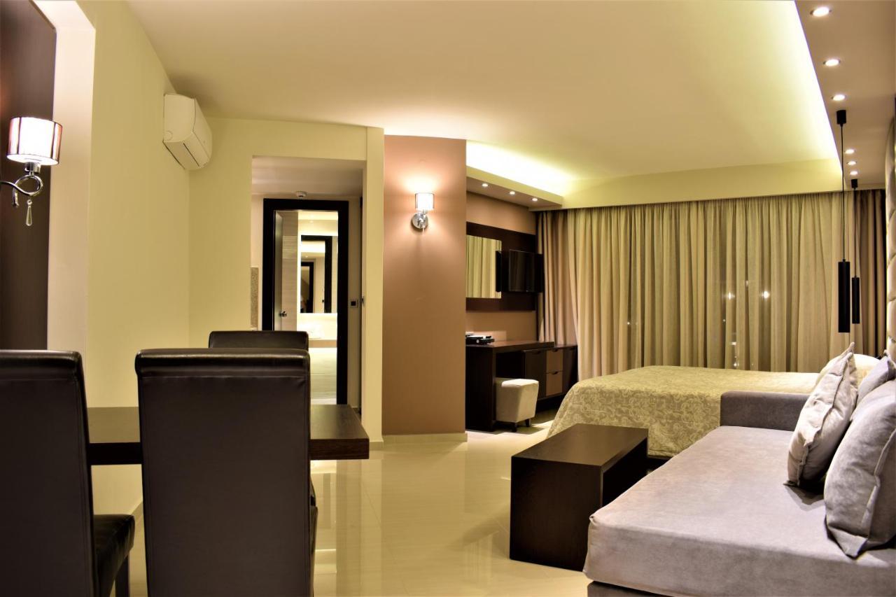 Mike Hotel & Apartments Maleme Buitenkant foto