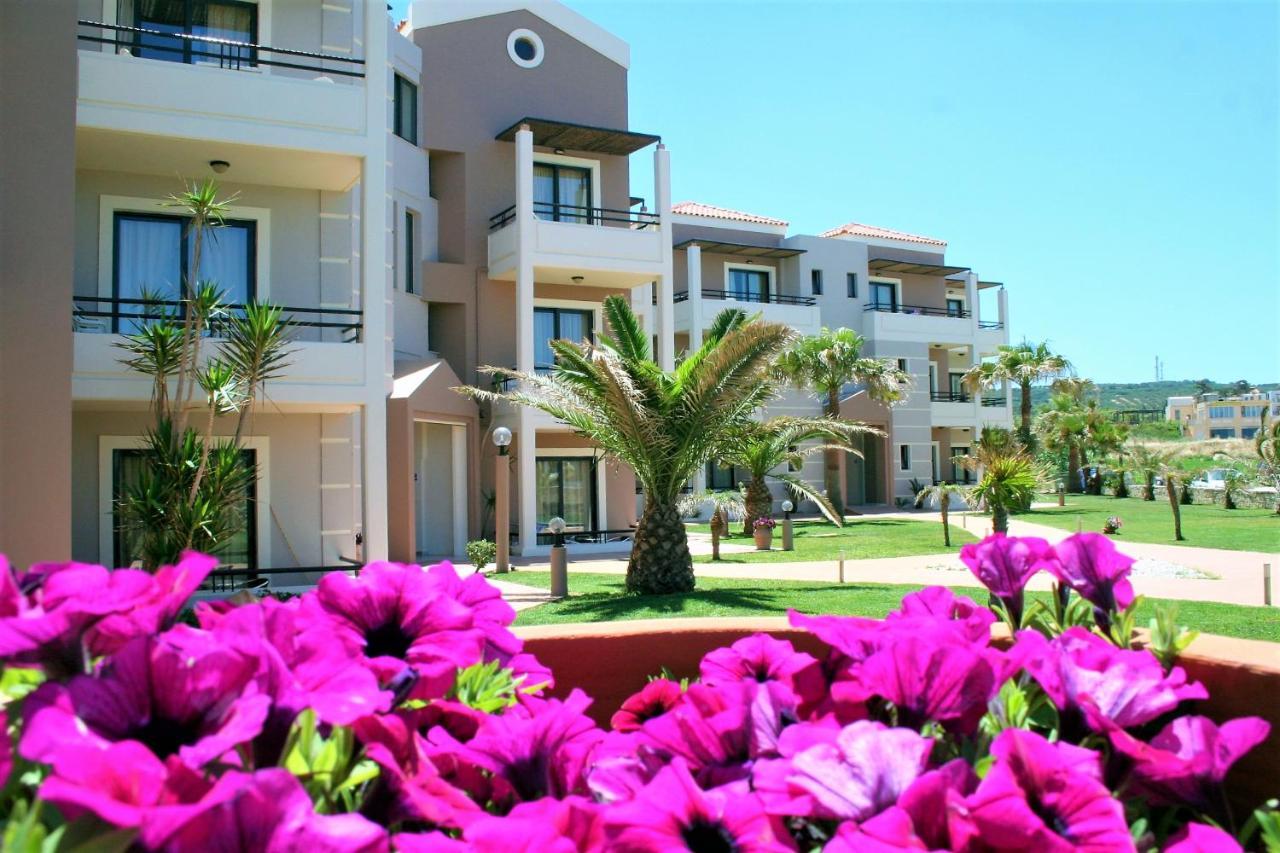 Mike Hotel & Apartments Maleme Buitenkant foto