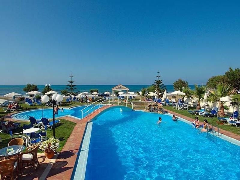 Mike Hotel & Apartments Maleme Buitenkant foto