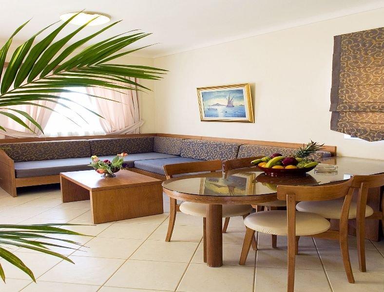Mike Hotel & Apartments Maleme Buitenkant foto